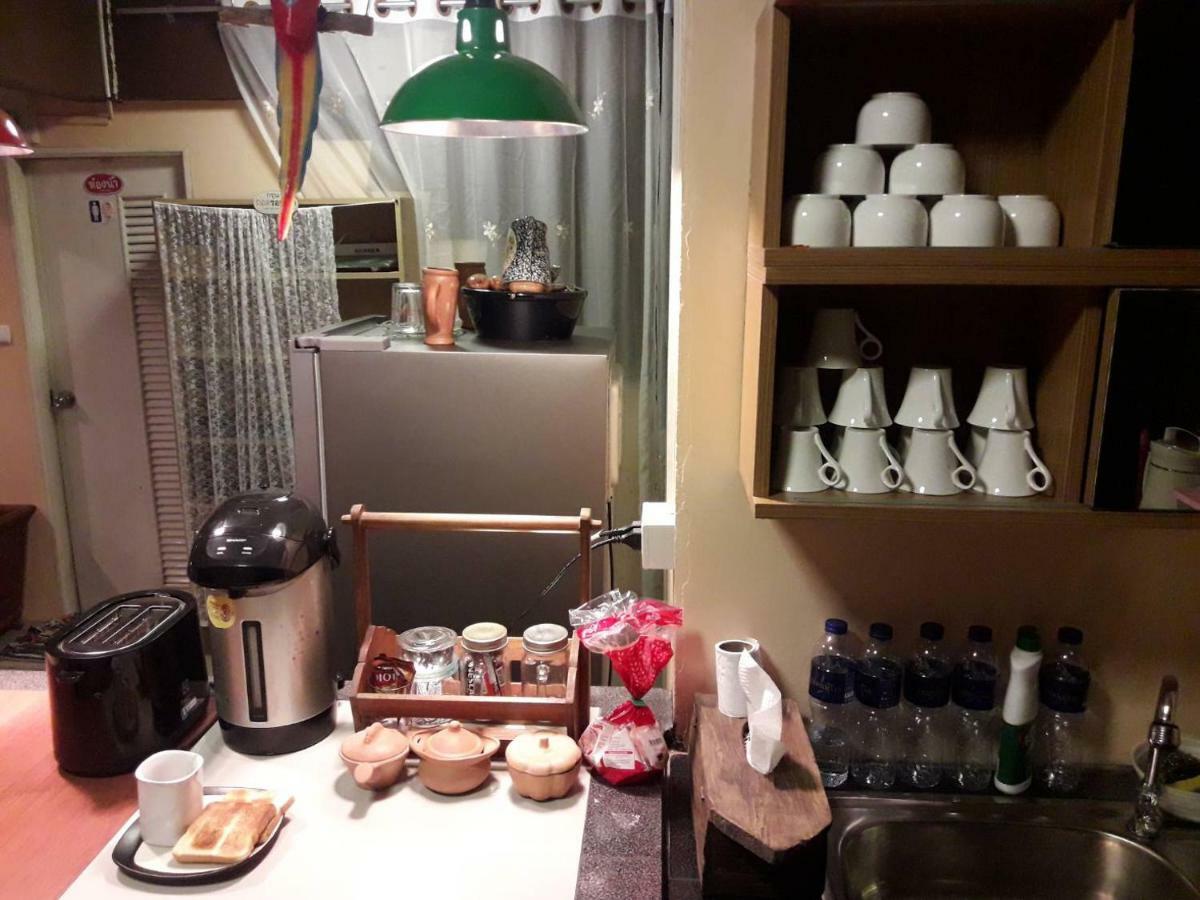 Ruan Ben Ja Don Mueang,Bangkok Hostel ภายนอก รูปภาพ