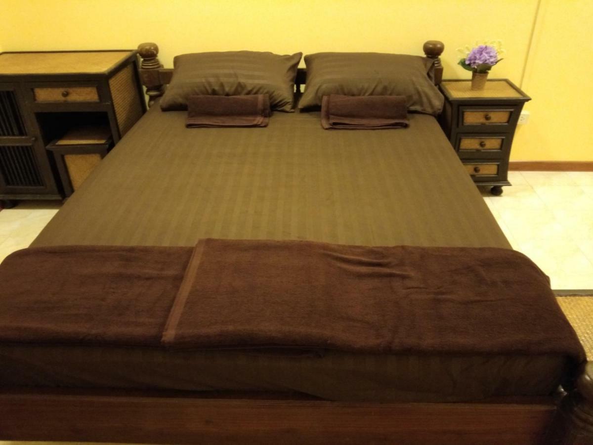Ruan Ben Ja Don Mueang,Bangkok Hostel ภายนอก รูปภาพ
